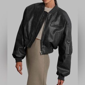 The Frankie Shop Gae Faux Leather Cropped Bomber (Charcoal S)